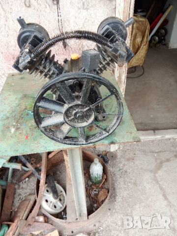 Компресор двуцилиндров , снимка 2 - Компресори - 44574621