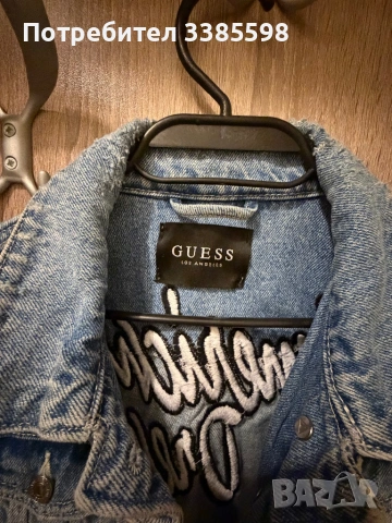 Дамско яке Guess