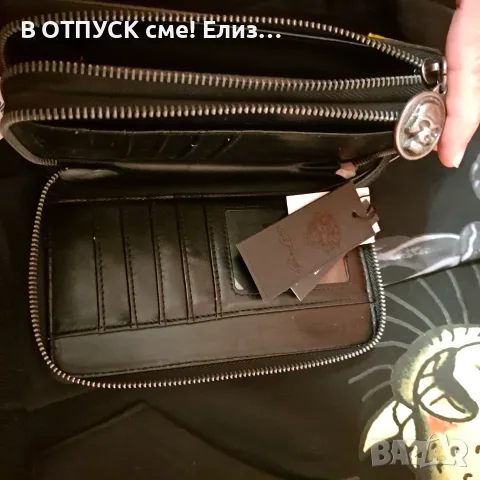 Нова чантичка за ръка, кожена.. с черепи на циповете, ED HARDY оригинал.с етикет, снимка 6 - Чанти - 55828470