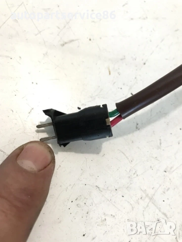 Мотор за задно дясно стъкло на врата за KIA Carens 2002–2006, 0K2FA58, снимка 2 - Части - 53154412