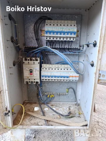Продавам преносимо трифазно Ел. табло, снимка 1