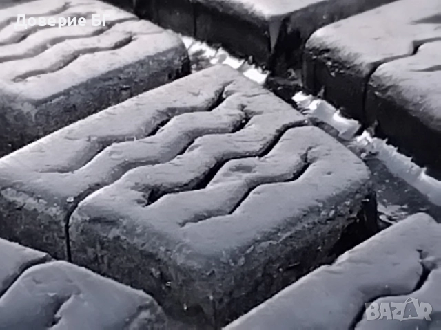 Гуми 215 65 16 Мишелин Michelin 4 броя. Нов внос. Не са нови!