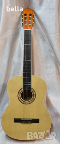 Класическа китара Almeria CG-390
