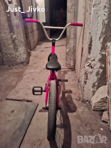 Продавам BMX Sunday