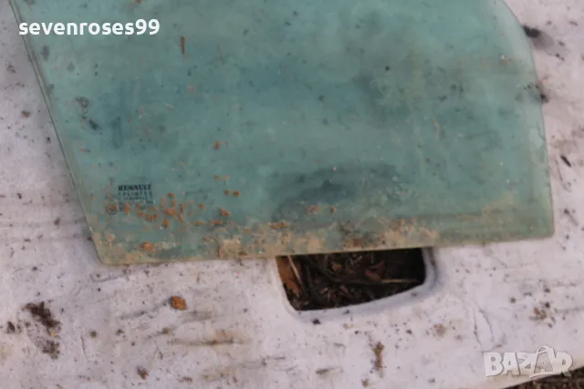 Стъкло фикс предно дясно Рено Меган Сценик 1997 Renault Megane Scenic, снимка 2 - Части - 48581257