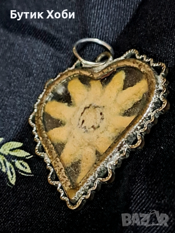 Винтидж медальон с алпийски еделвайс, снимка 4 - Антикварни и старинни предмети - 44781402