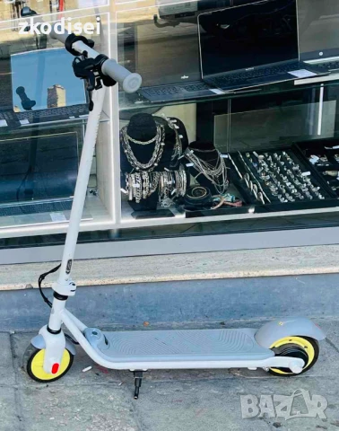 Електрическа тротинетка NINEBOT ZING C10, снимка 1