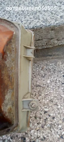 Фар от Вартбург 353, снимка 2 - Автомобили и джипове - 47979232