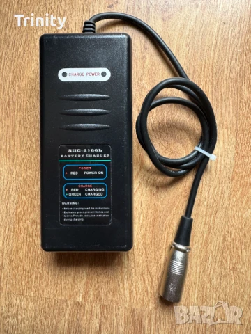 Зарядно за велосипед скутер 28V 2A/ e bike /scooter , снимка 2 - Велосипеди - 50504499