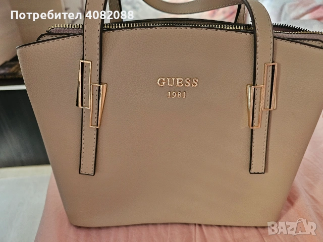 Чисто нова чанта на Guess 1981 в бежов цвят, снимка 3 - Раници - 53133364