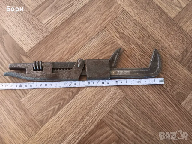 Стар раздвижен ключ, снимка 5 - Ключове - 47498294