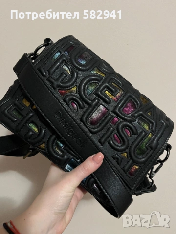 Черна чанта - Desigual , снимка 6 - Чанти - 53347920