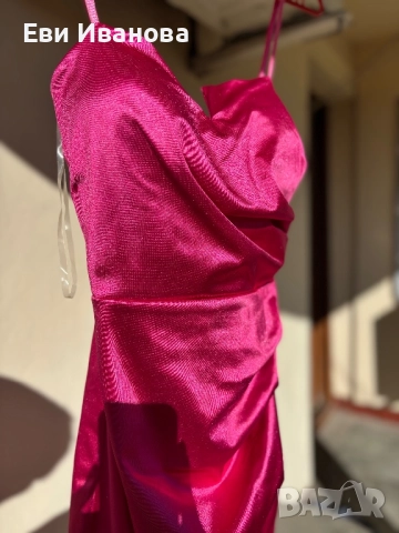 Дамска сатенена рокля , снимка 4 - Рокли - 51827573