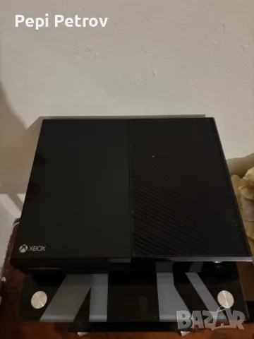 Продавам xbox one с два джойстика, снимка 4 - Xbox конзоли - 56137491