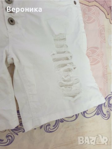 Нови къси бели дънки , снимка 4 - Къси панталони и бермуди - 29433022