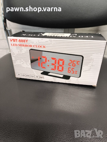 Нов LED огледален часовник VST-888Y, снимка 3 - Други стоки за дома - 52016568