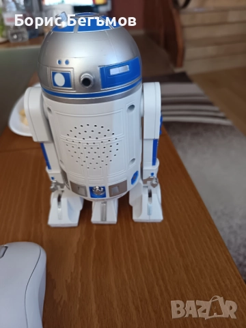 Играчка Star Wars R2-D2 alarm clock.