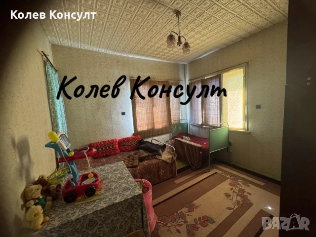 Продавам двуетажна къща в село Каснаково , снимка 10 - Къщи - 50468429