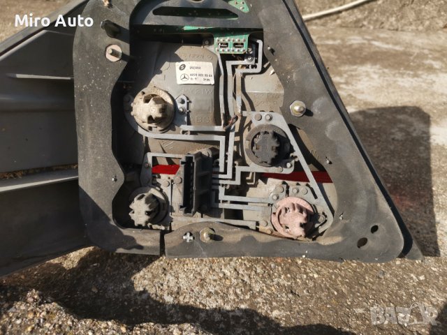 Десен стоп от Мерцедес W220 S-клас, снимка 3 - Части - 42701300