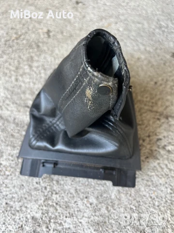 Маншон скоростен лост Мицубиши Аутлендър 2 Mitsubishi Outlander (2006-2012), снимка 3 - Части - 50854165