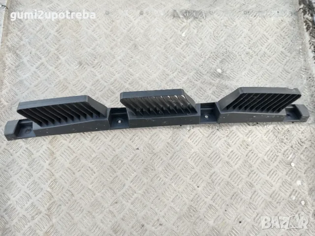 Стойка Крепежен Водач Задна Броня VW ID.3 E11 pro, снимка 5 - Части - 48408883