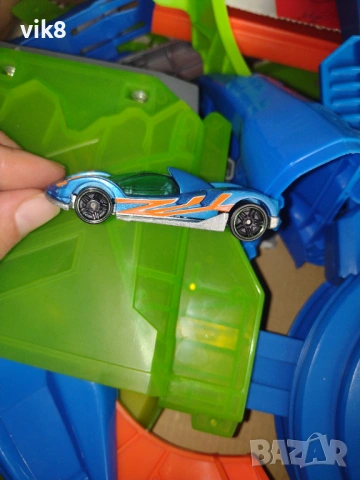 НОВА!!!Hot wheels писта+Подарък Blaze Storm с меки патрони, снимка 10 - Коли, камиони, мотори, писти - 54182038