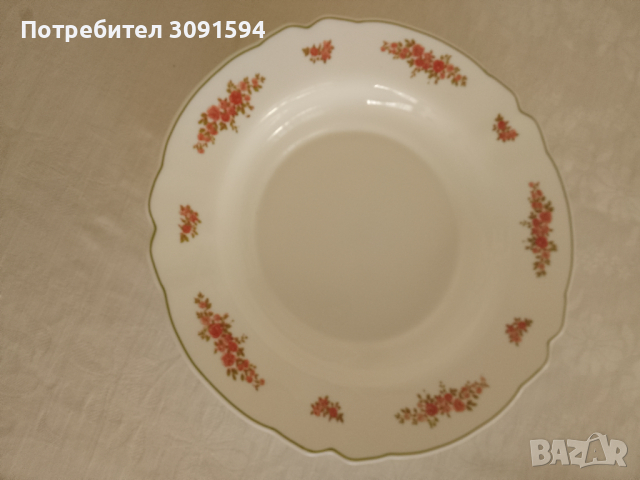 Порцеланова чиния arc arcopal France, снимка 5 - Антикварни и старинни предмети - 44598612