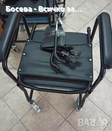 Тоалетен стол /3 в 1 - баня, тоалет и инвалидна количка/, снимка 4 - Тоалетни столове - 35496753