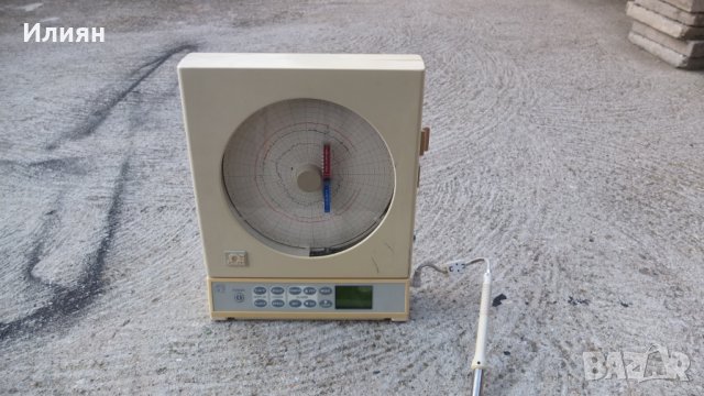 Продавам температурен рекордер 
