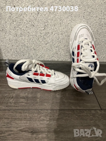 Маратонки adidas , снимка 2 - Детски маратонки - 53382389