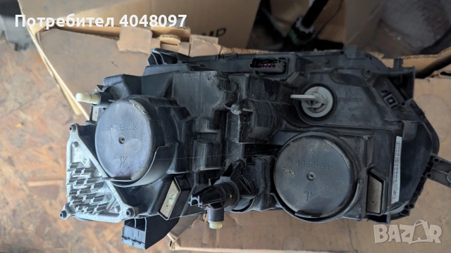 Dacia Duster десен фар цена 150 евро , снимка 2 - Части - 54085624