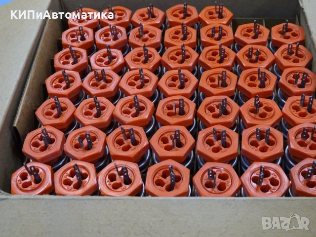 кондензатор Siemens B41111-A9227-T electrolytic capacitors 100V 220MF, снимка 8 - Резервни части за машини - 37654561