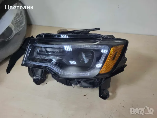Ляв фар за Cherokee Wk2 USA lqv far чероки ксенон, снимка 3 - Части - 49277932