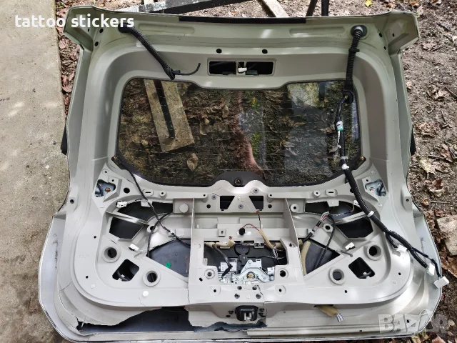 Nissan rogue. X-trail, Rogue, задна врата, снимка 2 - Части - 56159539