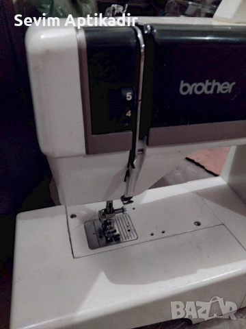 Шевна машина в отлично състояние , снимка 8 - Шевни машини - 52550888