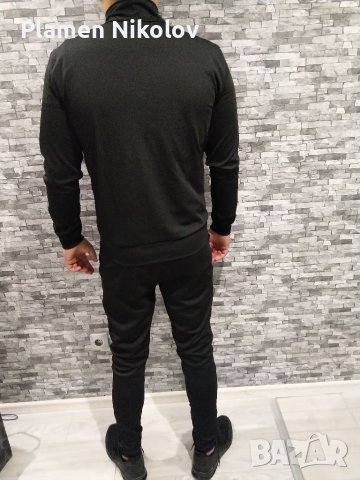 Спортен екип UNDER ARMOUR , снимка 9 - Спортни дрехи, екипи - 36601199