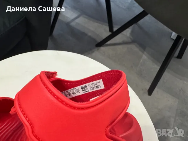 Сандали Adidas, снимка 4 - Детски сандали и чехли - 48752487