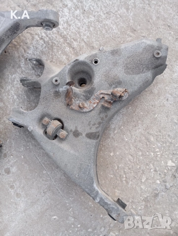 Задни носачи Audi A4 B6 2.5 TDI 180, снимка 2 - Части - 51628836