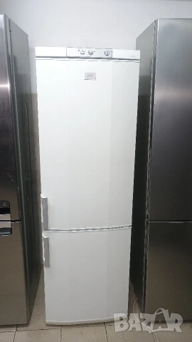 Хладилник с фризер AEG Electrolux, снимка 2 - Хладилници - 53314980