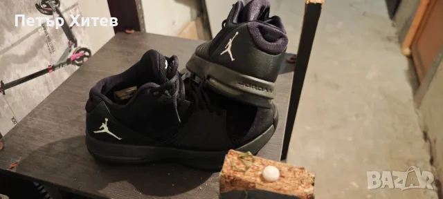 Черен Nike Jordan, снимка 5 - Спортни обувки - 55749628