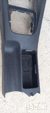 Централна конзола VW Golf V, снимка 3 - Части - 55967268