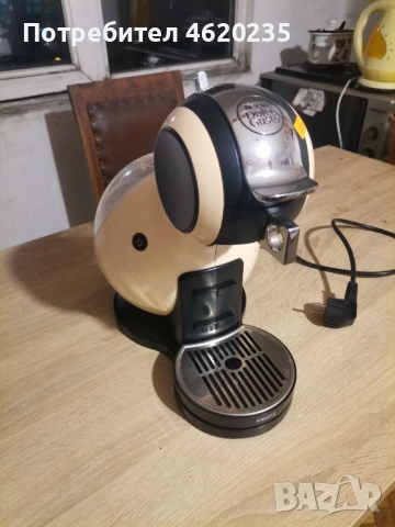 Кафемашина Dolche Gusto 