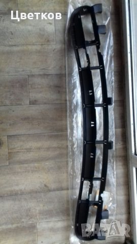 Продава решетка за броня БМВ компакт Е46