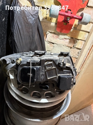 Оригинален ляв (шофьорски) фар Hellа за Audi A6 C5 - преди фейслифт, снимка 3 - Части - 52464347