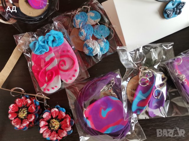 Разпродажба на обеци и колиета изработени от полимерна глина , снимка 9 - Обеци - 37826159