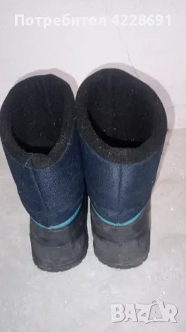 Зимни боти марка Quechua N 36 и топли гумени ботушки N 34.5, снимка 5 - Дамски боти - 48464152