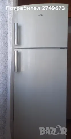 Продавам хладилник "АЕG" с отделна камера - НОВ