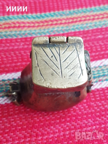 Фишеклък кутийка за евзи 4