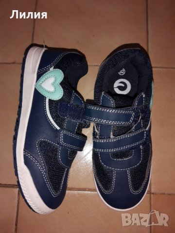 Нови маратонки, снимка 4 - Детски маратонки - 29557396