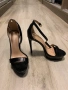 Черни дамски сандали на висок ток змийска кожа, снимка 1